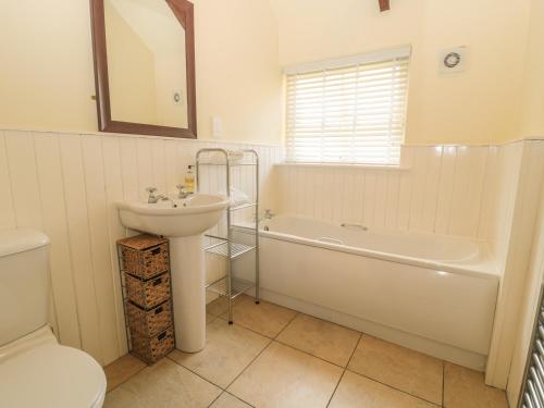 Nursery Cottage - image 9