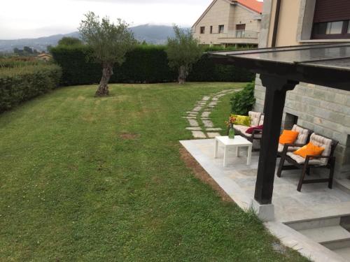  Apartamento independiente con jardín privado in Oviedo