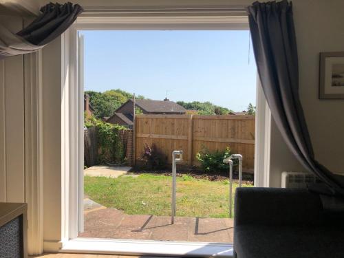 Výhled, Home-from-Home - Self Catering Garden Apartment, Waterlooville in Waterlooville