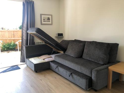 Home-from-Home - Self Catering Garden Apartment, Waterlooville