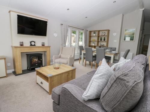 Cayton Pines in เคย์ทัน