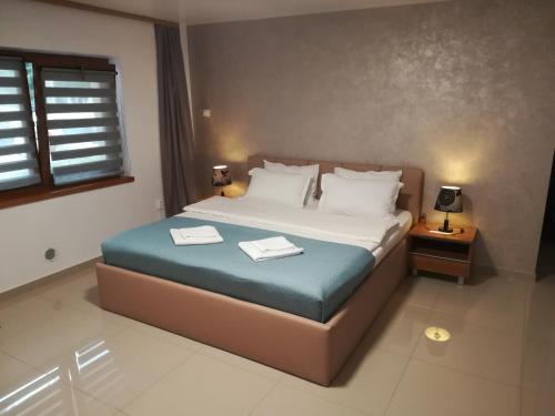 Aparthotel Iezer