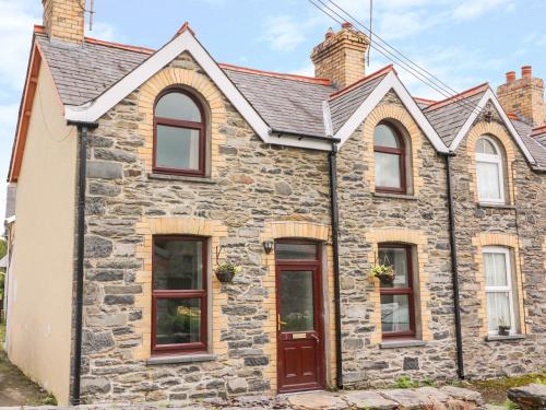 1 Poplar Terrace, Tregaron, Mid Wales