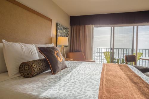 211072159 The Coho Oceanfront Lodge