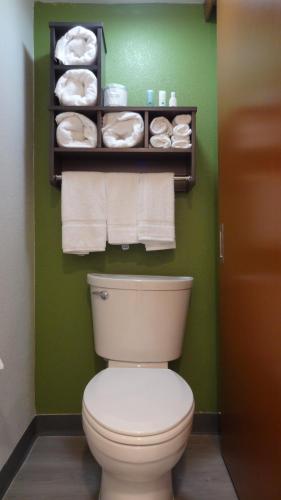 Quality Inn & Suites Raleigh North, Raleigh (zdjęcie 9)
