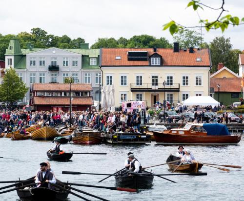 Hamnhotellet - Hotel - Västervik