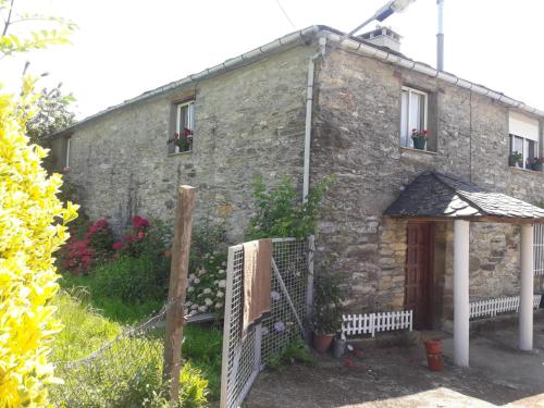  Oktheway Triacastela Rural Experience, Unterkunft in Tríacastela