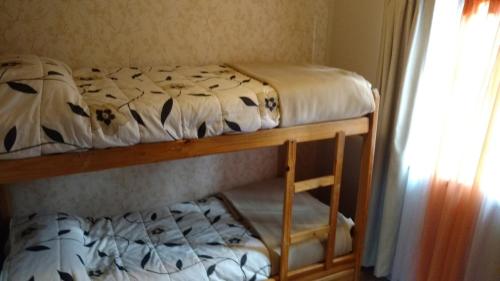 2 bedrooms, 4 beds