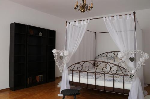  The Lakehouse Villa Neusiedl am See Wienerstraße 8 in Neusiedl am See