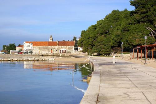 Apartments by the sea Sveti Filip i Jakov Biograd - 16966 - image 11