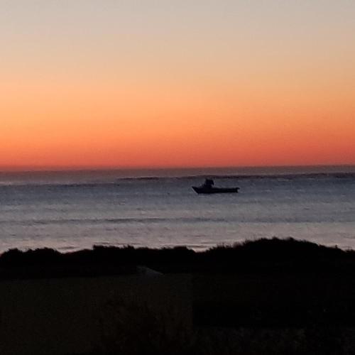 ชายหาด, Just Chillin in แลนซ์ลิน