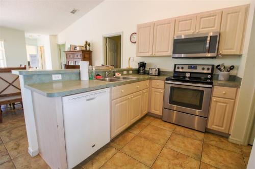 Our place in the SUN - Families- 4 Bedroom - main image