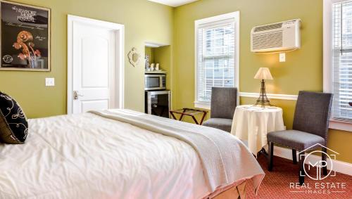 Bouchard Restaurant & Inn