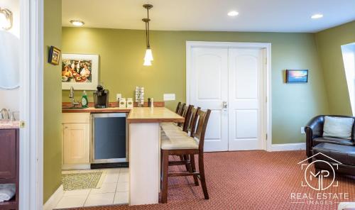 Bouchard Restaurant & Inn