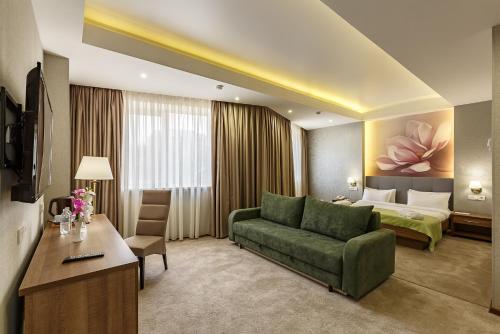 Photo - Renion Hills Hotel