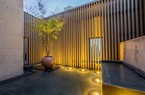 Joya Hotel Shanghai Xujiahui in Xuhui and Minhang