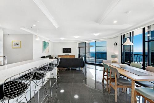 ULTIQA Beach Haven on Broadbeach