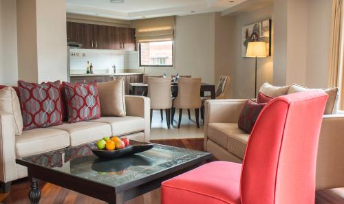 Longonot Place Serviced Apartment-Nairobi, City Centre CBD