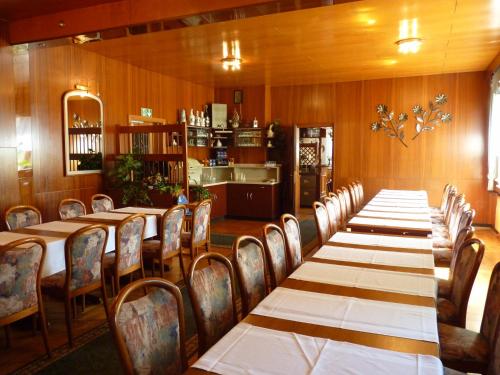 餐廳, Helmerser Wirtshaus in 弗洛