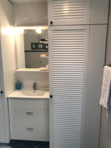 APARTMENT AMBLI HOUSE - image 12