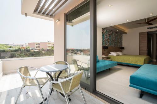 Atrion Hotel & Bungalows in Nea Kidonia