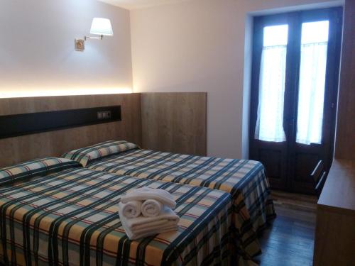 CAN MENCIÓ - Plaça Major CAN MENCIÓ - Plaça Major