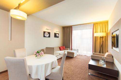 Z-Hotel Business & Spa in Отвоцьк