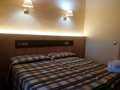 CAN MENCIÓ - Plaça Major CAN MENCIÓ - Plaça Major