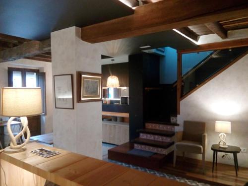 CAN MENCIÓ - Plaça Major CAN MENCIÓ - Plaça Major