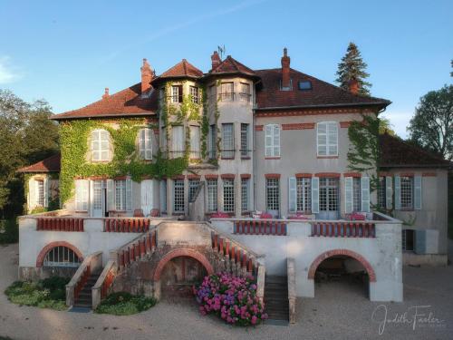 Le Relais du Doubs en Bourgogne Ciel