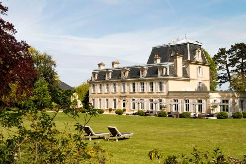 Chateau La Cheneviere, Port-en-Bessin-Huppain