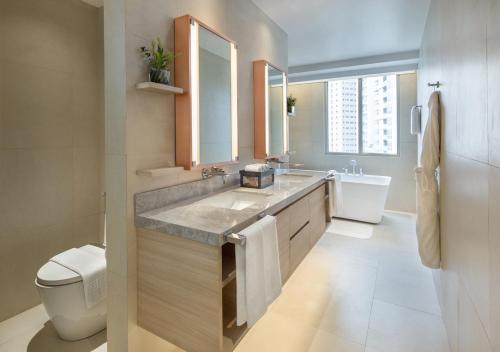 room detail thumbnail 2