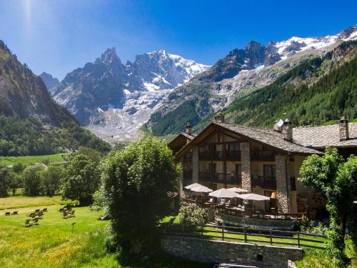 Accommodation in Courmayeur