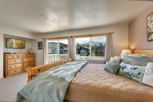 Amazing View With Boat Dock Tahoe Keys (Tk1872) Home - image 8