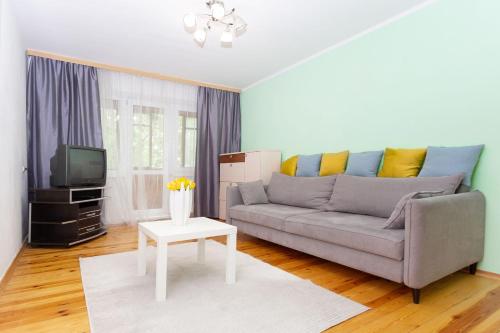 Apartment Tolbukhina 14