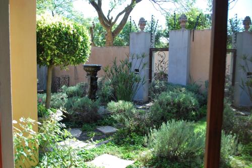 The Lemon Tree Self- Catering The Lemon Tree Self- Catering