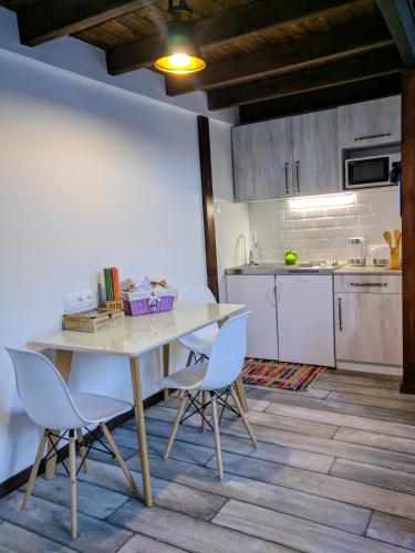 Cozy Studios on Freedom Square, Tbilisi (foto 11)