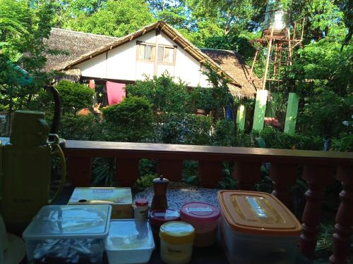 Riverside at Aninuan Accommodation and Food, Puerto Galera (Foto 2)