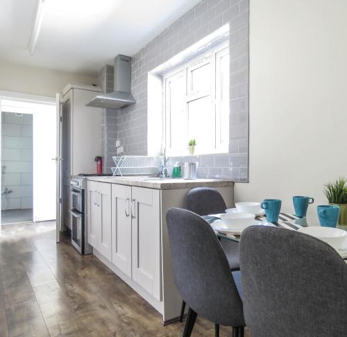 Spacious Five Bedroom House Close to City Centre gîte à louer Small Heath