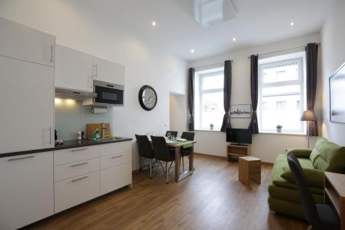 Vienna Gold Apartments - contactless check in - image 14