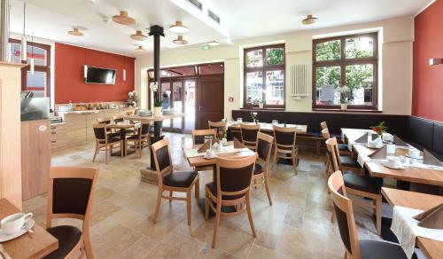 餐廳, 帕特因酒店 (Port Inn Hotel) in 艾希瓦爾德