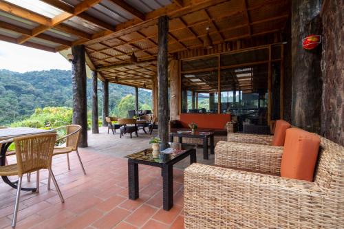 Iekārtas, Rushaga Gorilla Camp in Kisoro