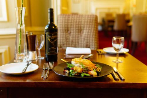 Bedford Hotel - image 13