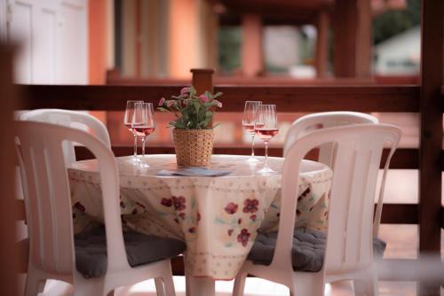 Balcony/terrace, Boglarka Apartmanhaz in Mezokovesd