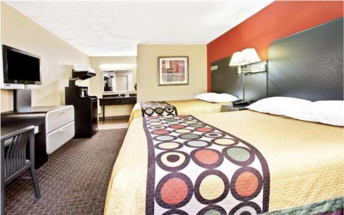 Super 8 by Wyndham Kissimmee/Maingate/Orlando Area - image 8