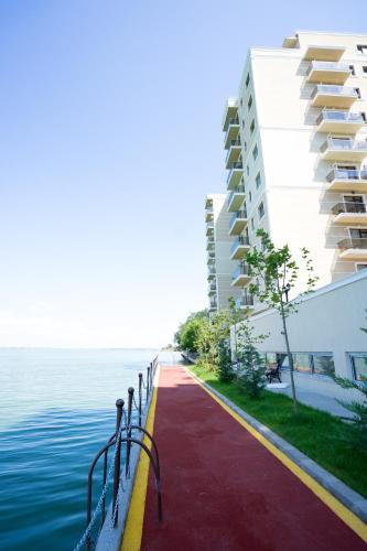Solid Residence Mamaia Matias