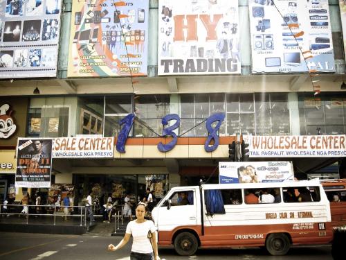 Üzletek, CHE AND JAMES Female Guest House near Fort Szent Pedro