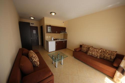 Menada Apartments in Cascadas 2 - main image