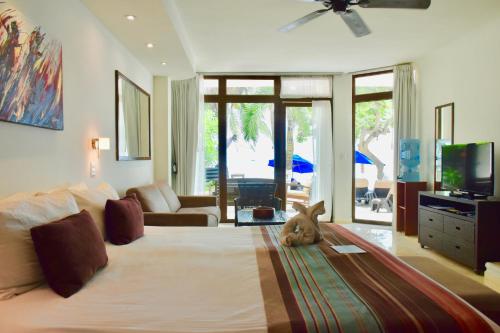 room detail thumbnail 0