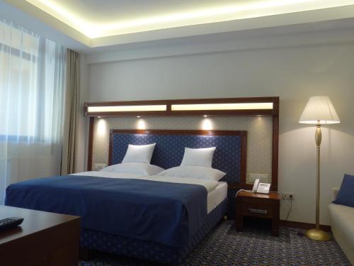 Centrum Hotel - image 8
